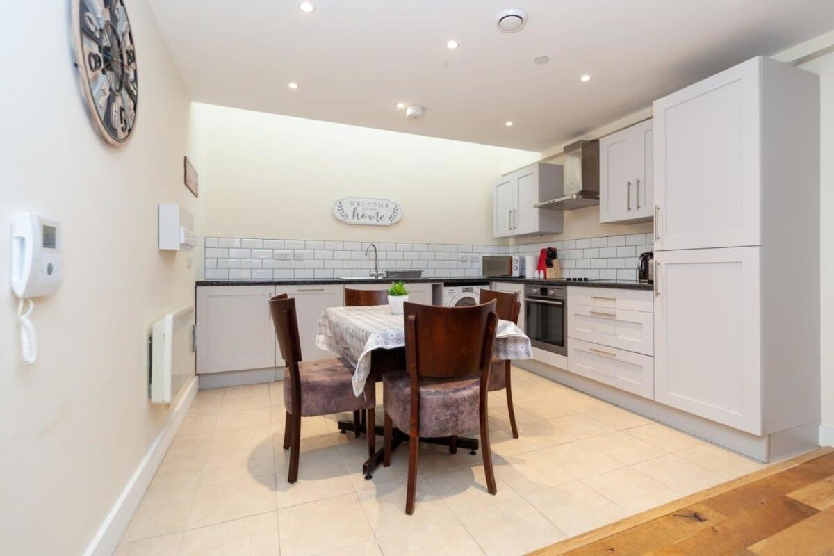 Characterful 2 Bedroom Apartment In Brixton London Exteriör bild